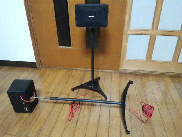 BOSE　101MM 　自作スタンド付 BOSE 101MM 自作スタンド付