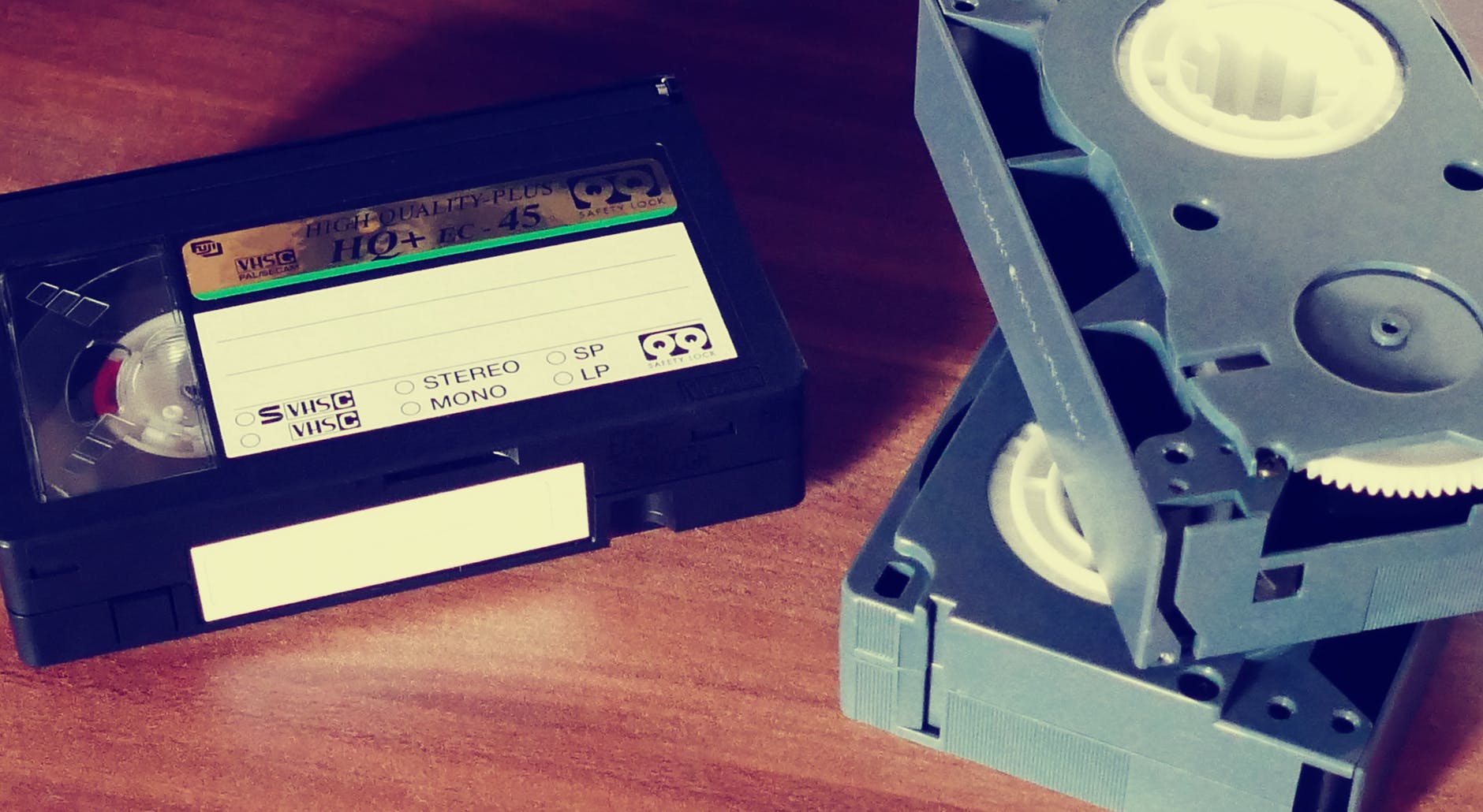 ビデオカセットテープ