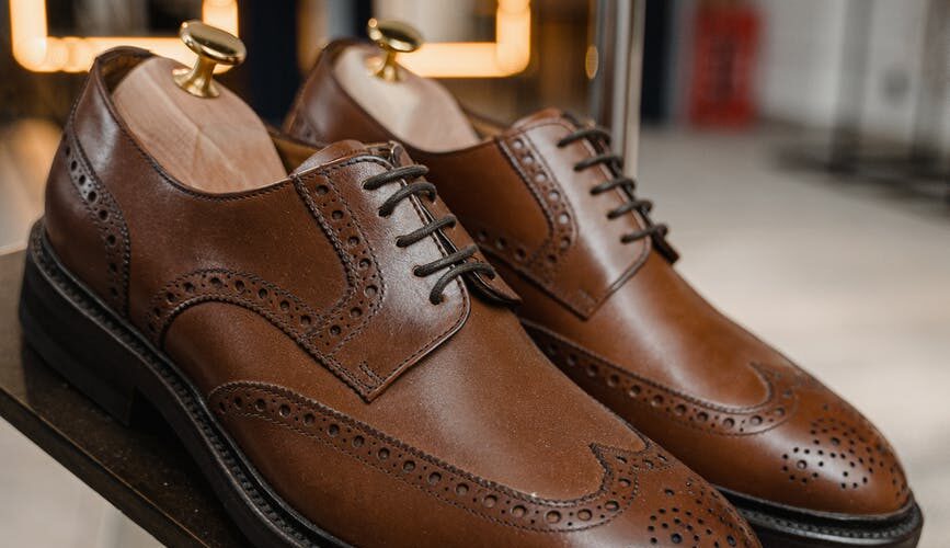 革靴用に木製シューツリー（シューキーパー）を購入～シダーウッドの香りが良く履きシワ伸ばしにも効果あり